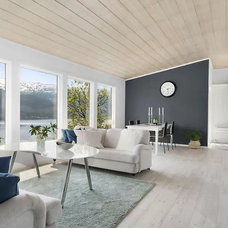 Spacious Apt - Central - Panorama View, 4br *