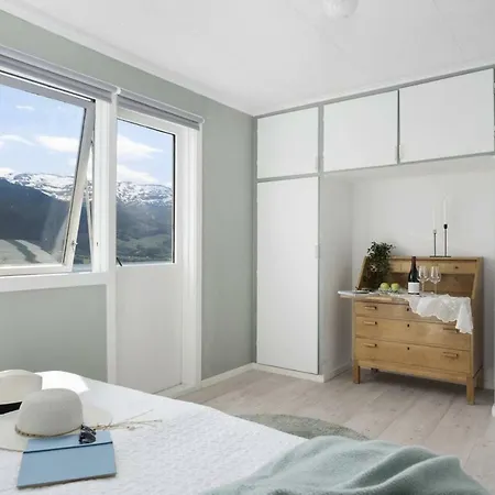 Апартаменты Spacious Apt - Central - Panorama View, 4br Voss